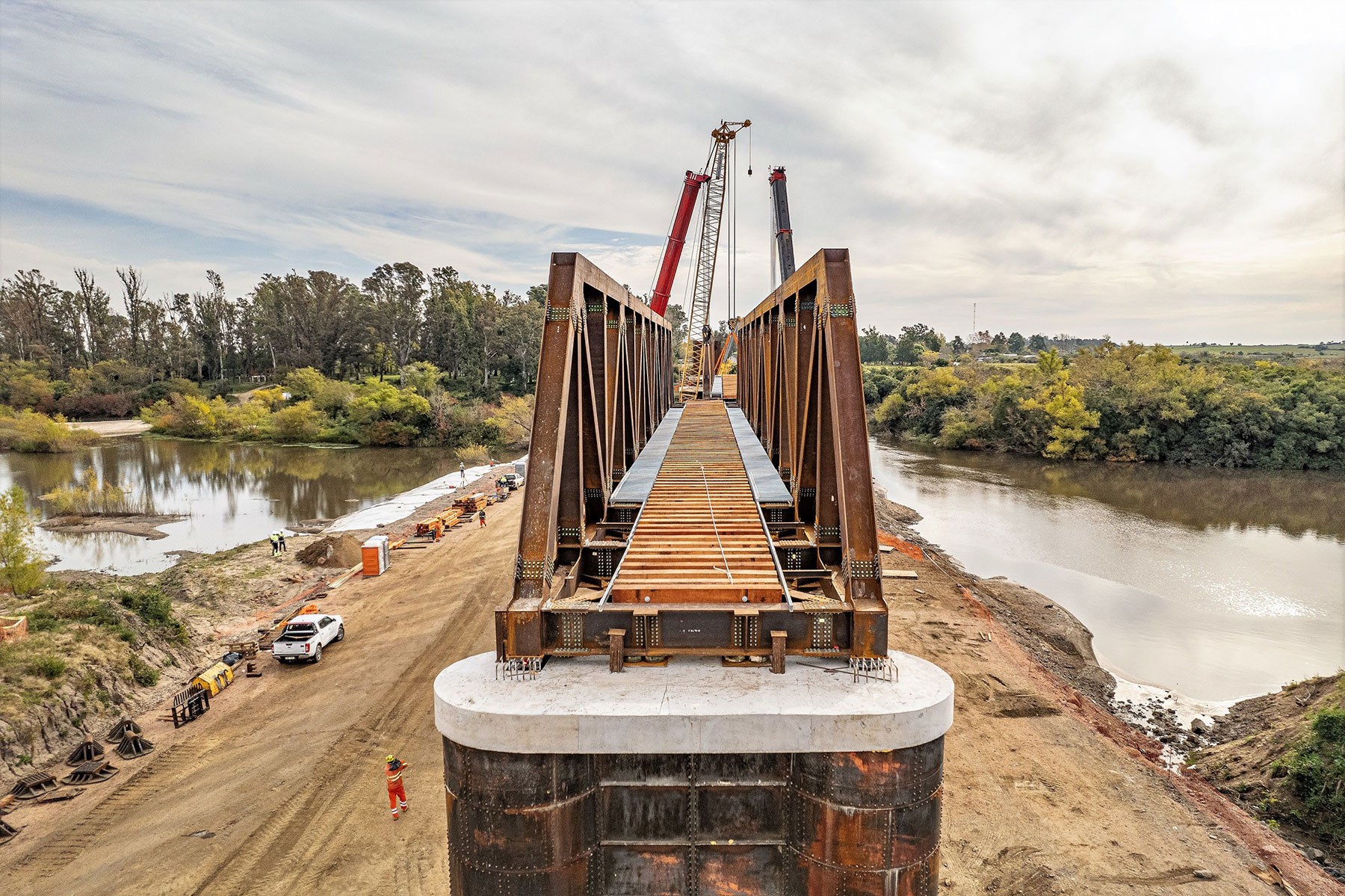 IDB Invest Structures Its Largest B-Bond To Finance The Central Railroad Line Project In Uruguay