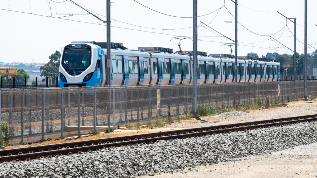 Gibela’s First SA-Built Commuter Train Nears Completion 