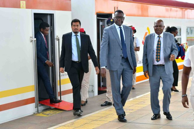 Netherlands Royal Couple Tours Naivasha Inland Container Depot as Kenya’s First Reefer Container of Flowers Moves by Rail