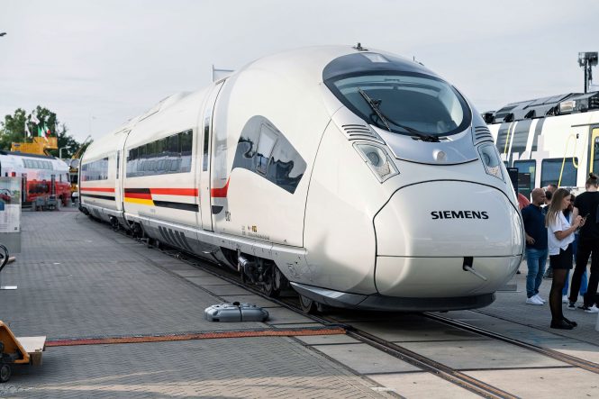 Siemens Mobility Presents First Velaro High-Speed Train for Egypt at InnoTrans, Berlin